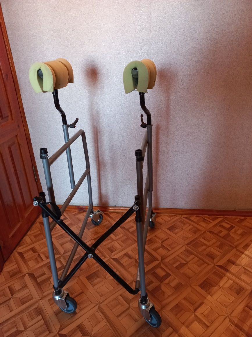 Ходунки взрослые с подмышечной основой. Есть Аренда.
