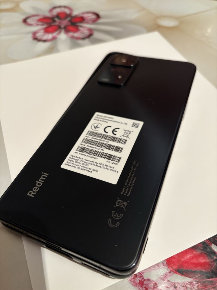 Продам Redmi note 11pro 128/8