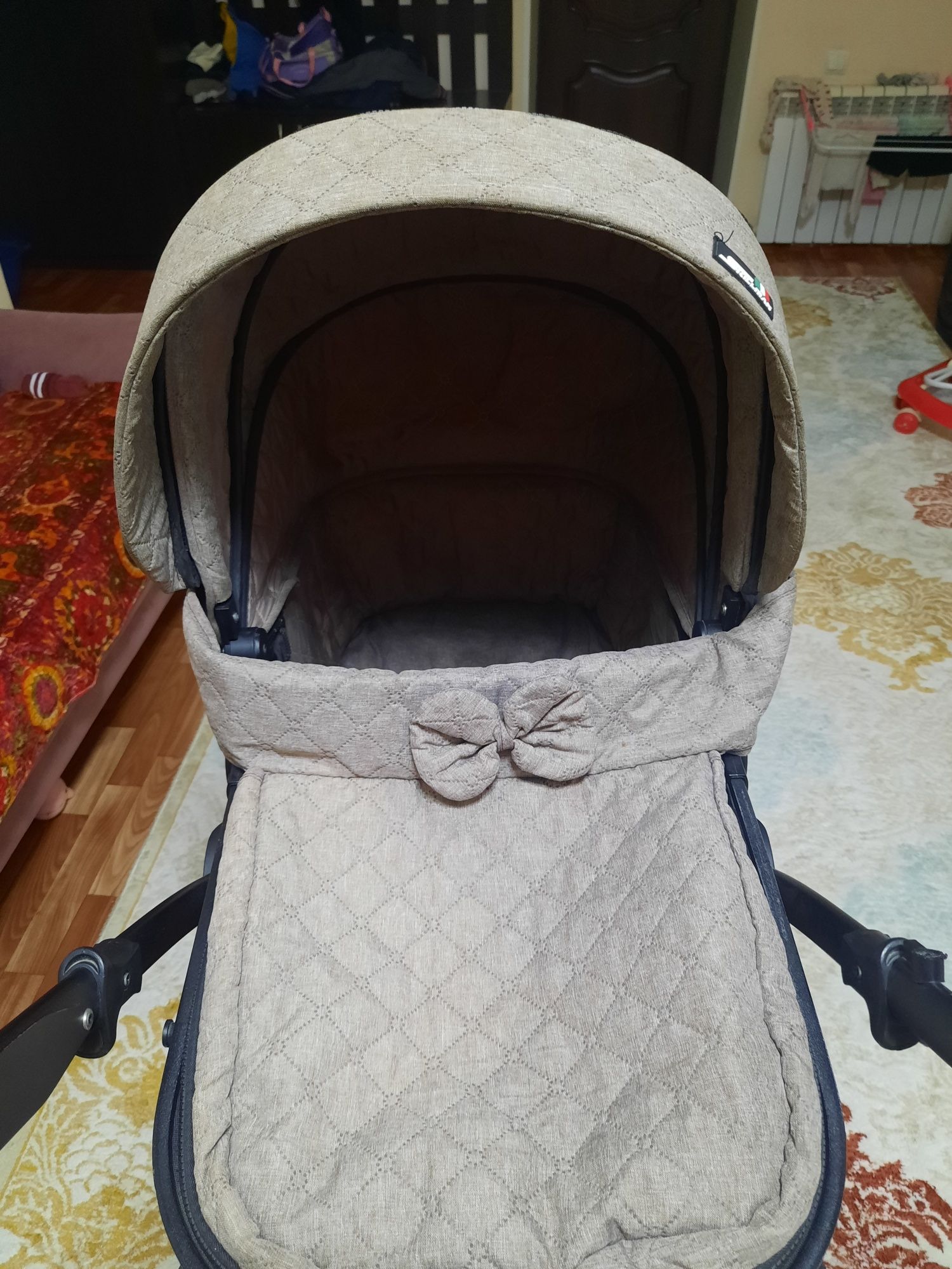 Продам коляску в хорошем состояние почти новая!