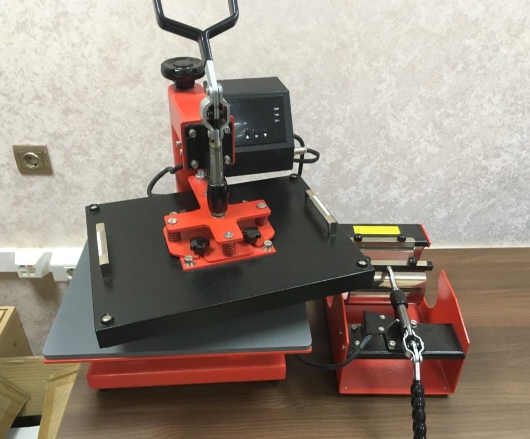 Продам диван новостройка