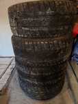 Продам автошины Pirelli на Крузак