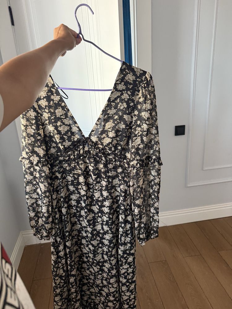 Платье Zara универсальное