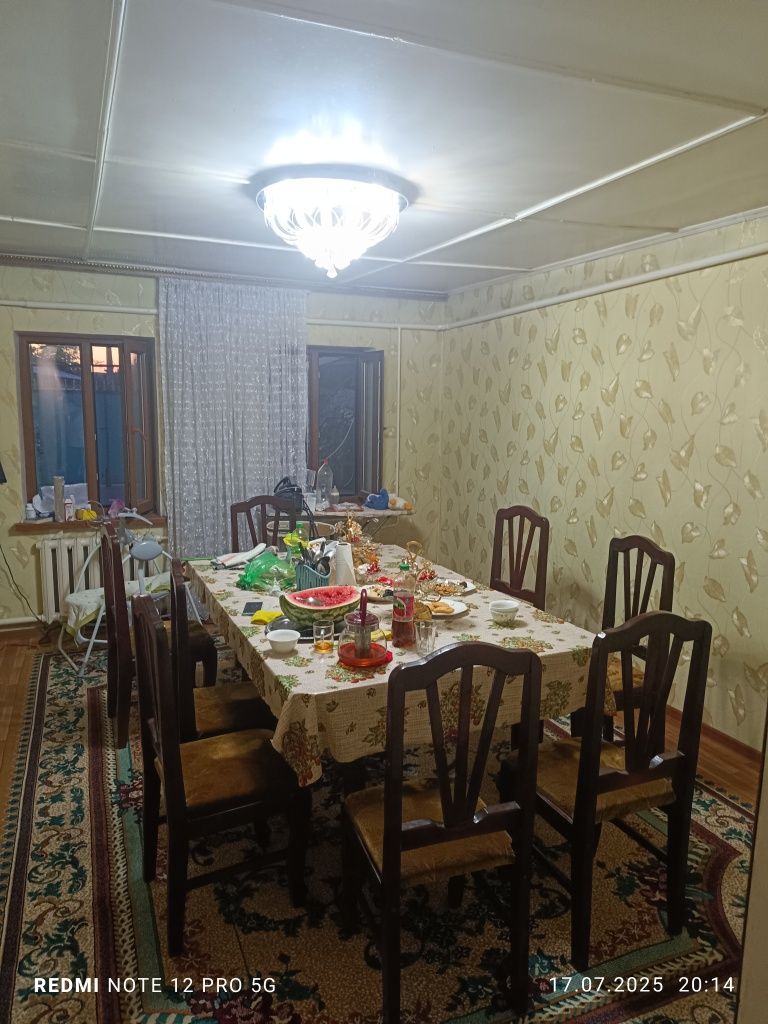 Продается дом в центре Аксукенте