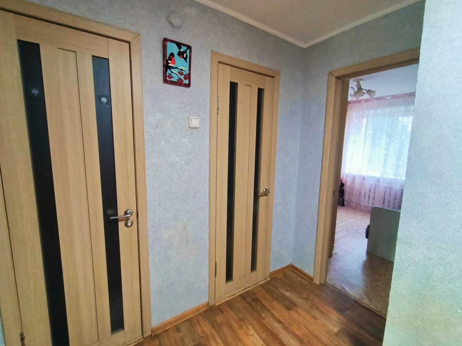 Продам 3-комнатную квартиру в 19 микрорайоне