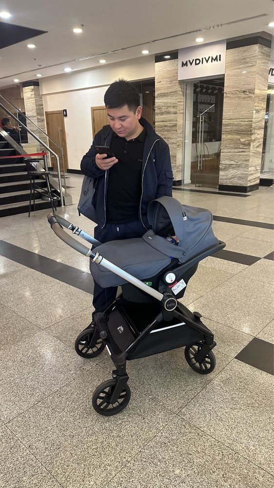 Коляска 3в1 Kidillo D900