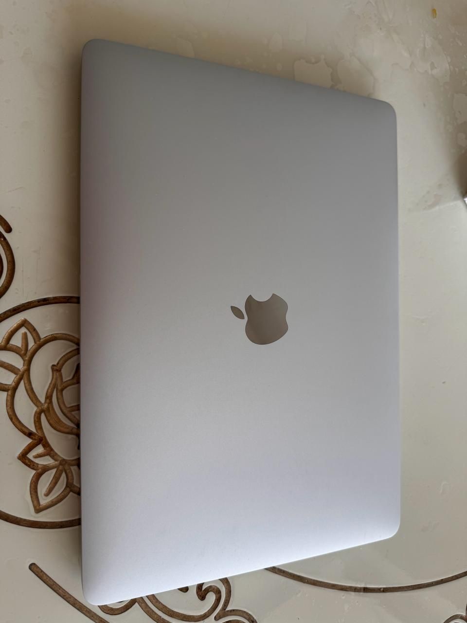 Продам срочно macbook pro 13 можно через Ред, можно раскрочка,
