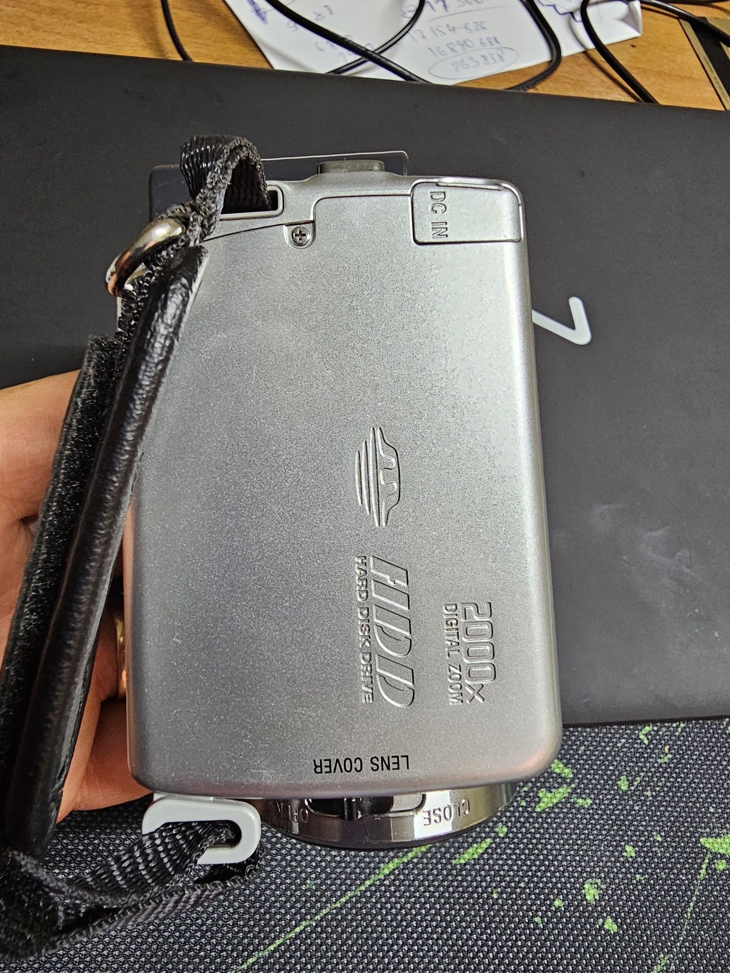 Видеокамера Sony DCR-SR68