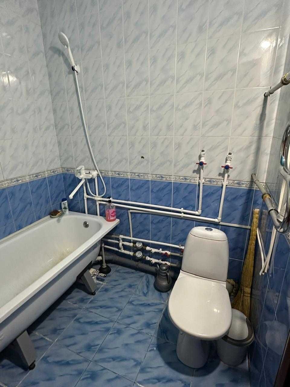 Продам 1 комнатную Металлургов 3 микрорайон