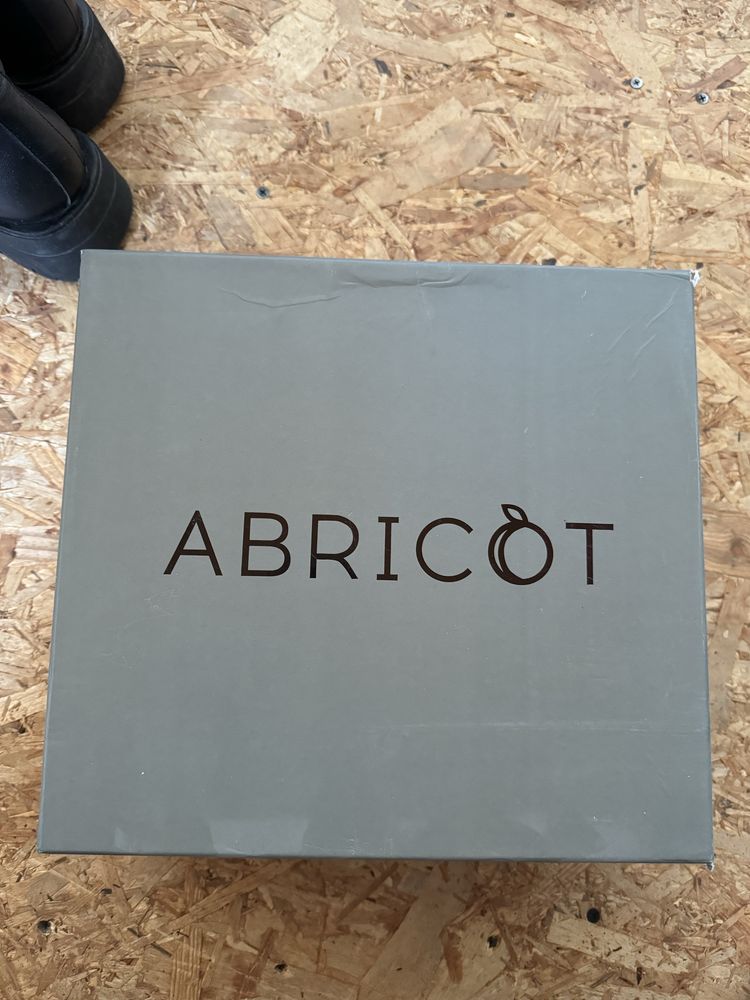Ботильоны французского бренда Abricot