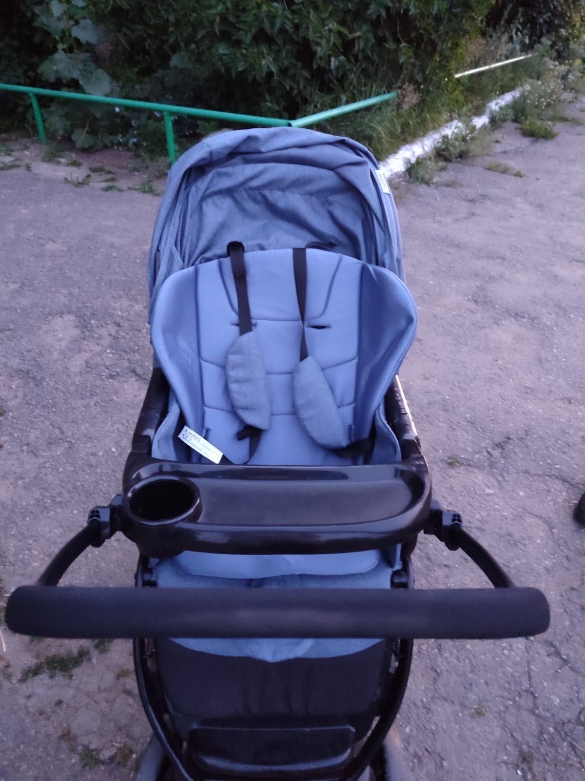 Продам коляску демисезонная