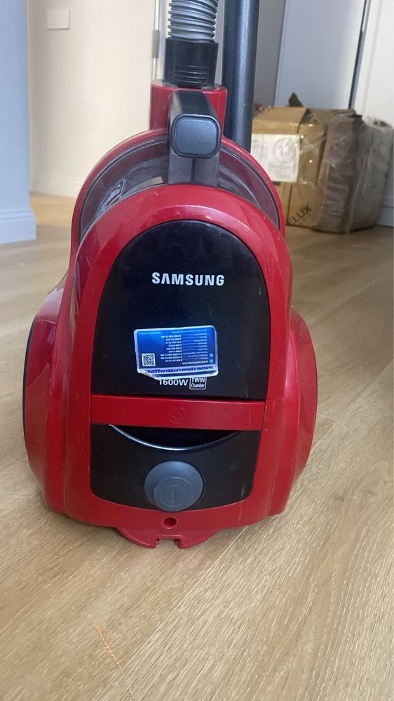 Продам пылесос Samsung на запчасти 3000 деталь