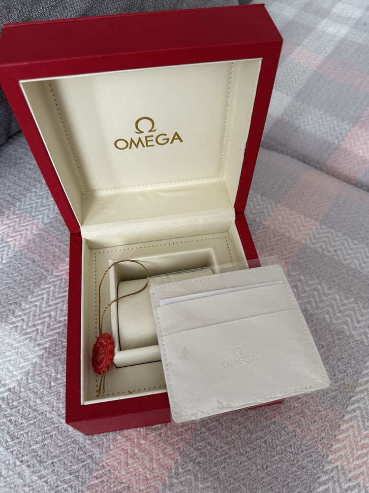 Часы наручные Omega