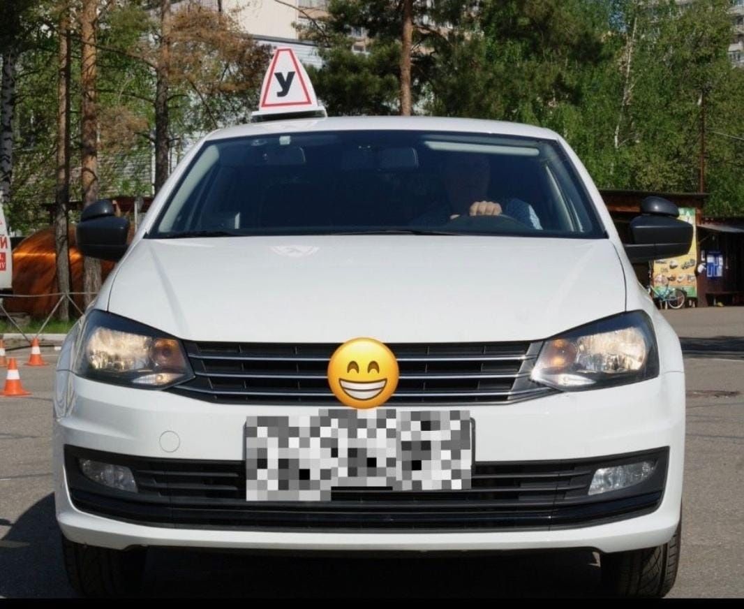 Инструктор по вождению