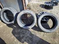 Продам зимние шины Pirelli
