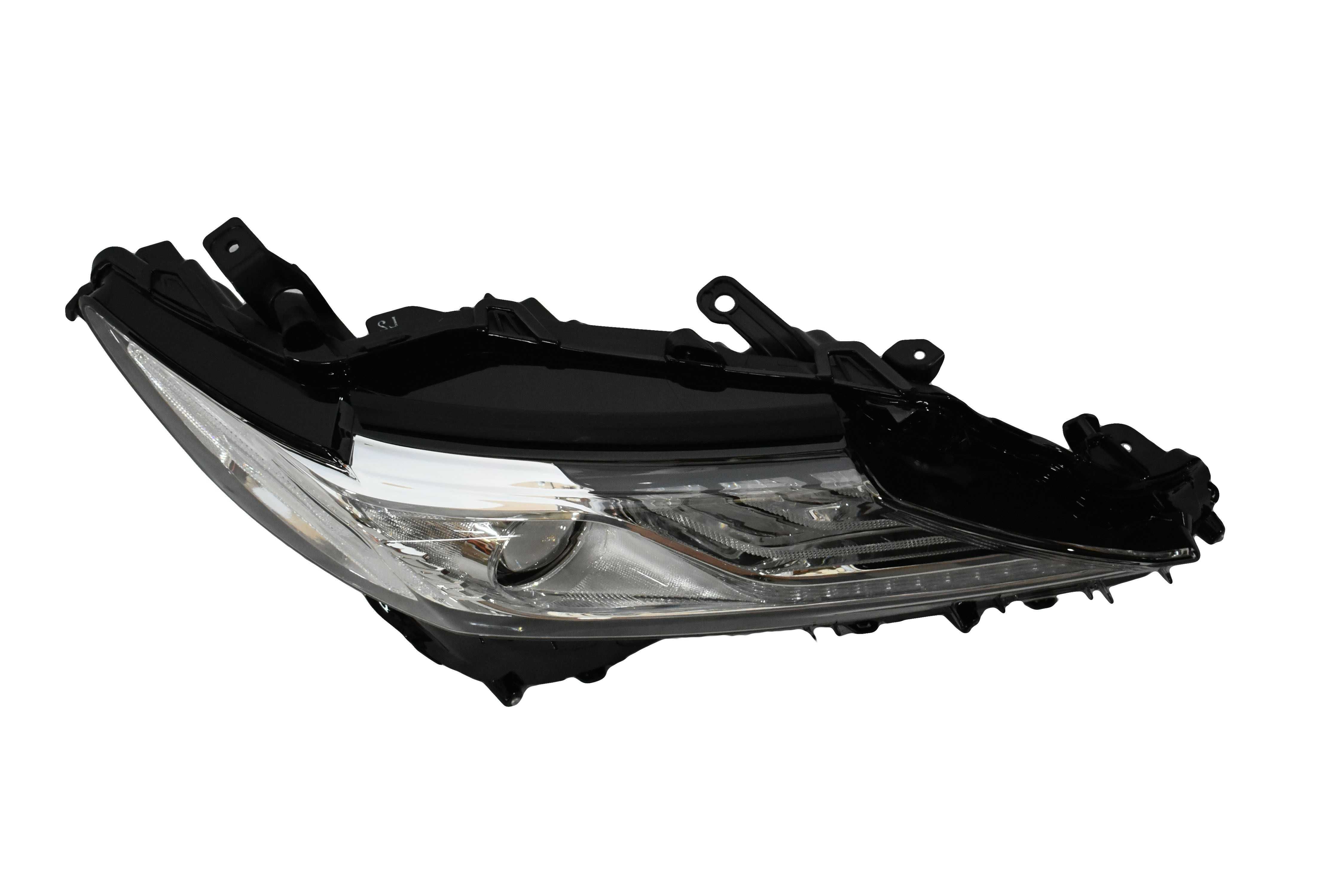 Фара (3 Led) RH Camry 17-