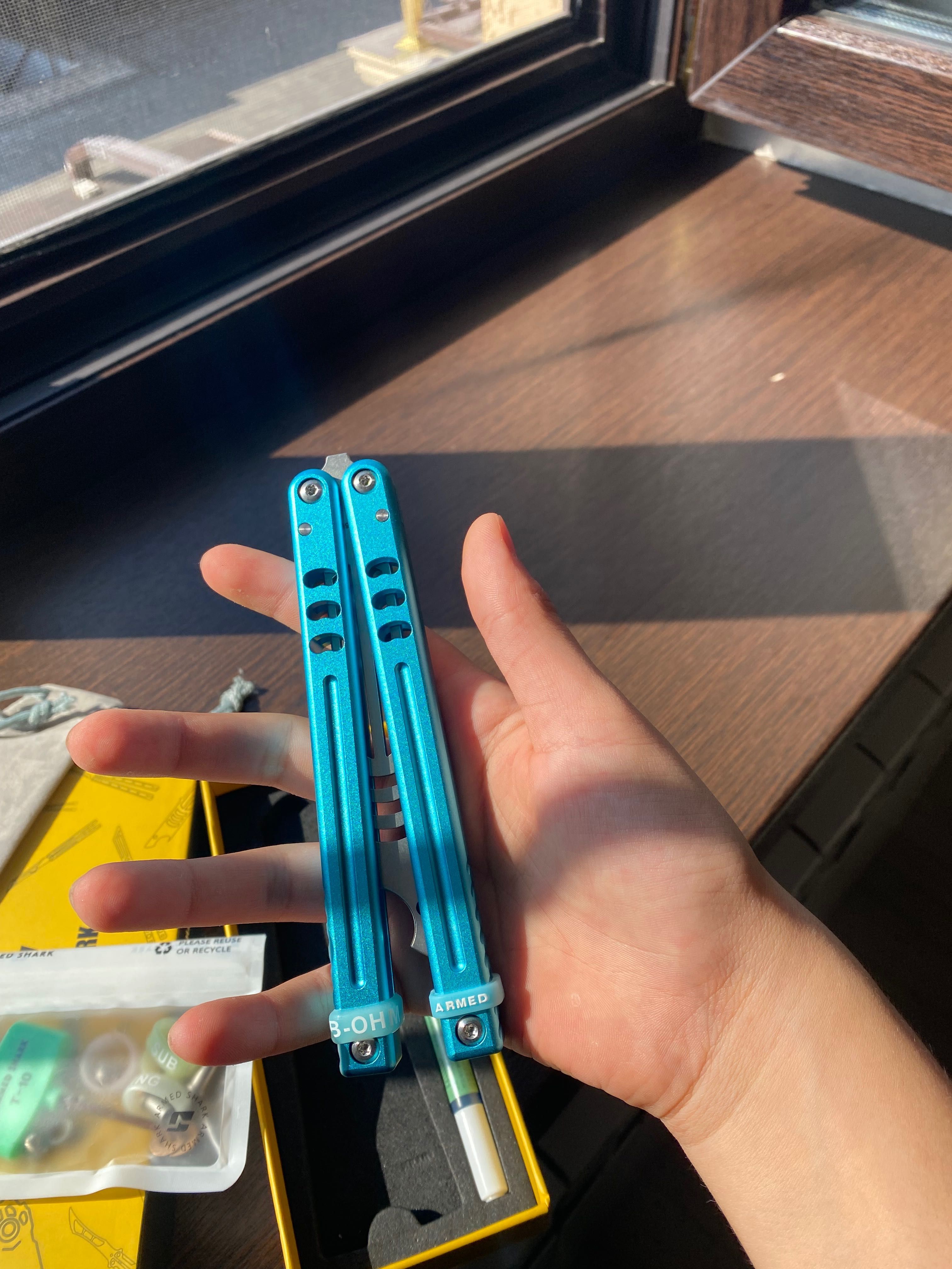 Armed Shark V5 тренировочный нож бабочка