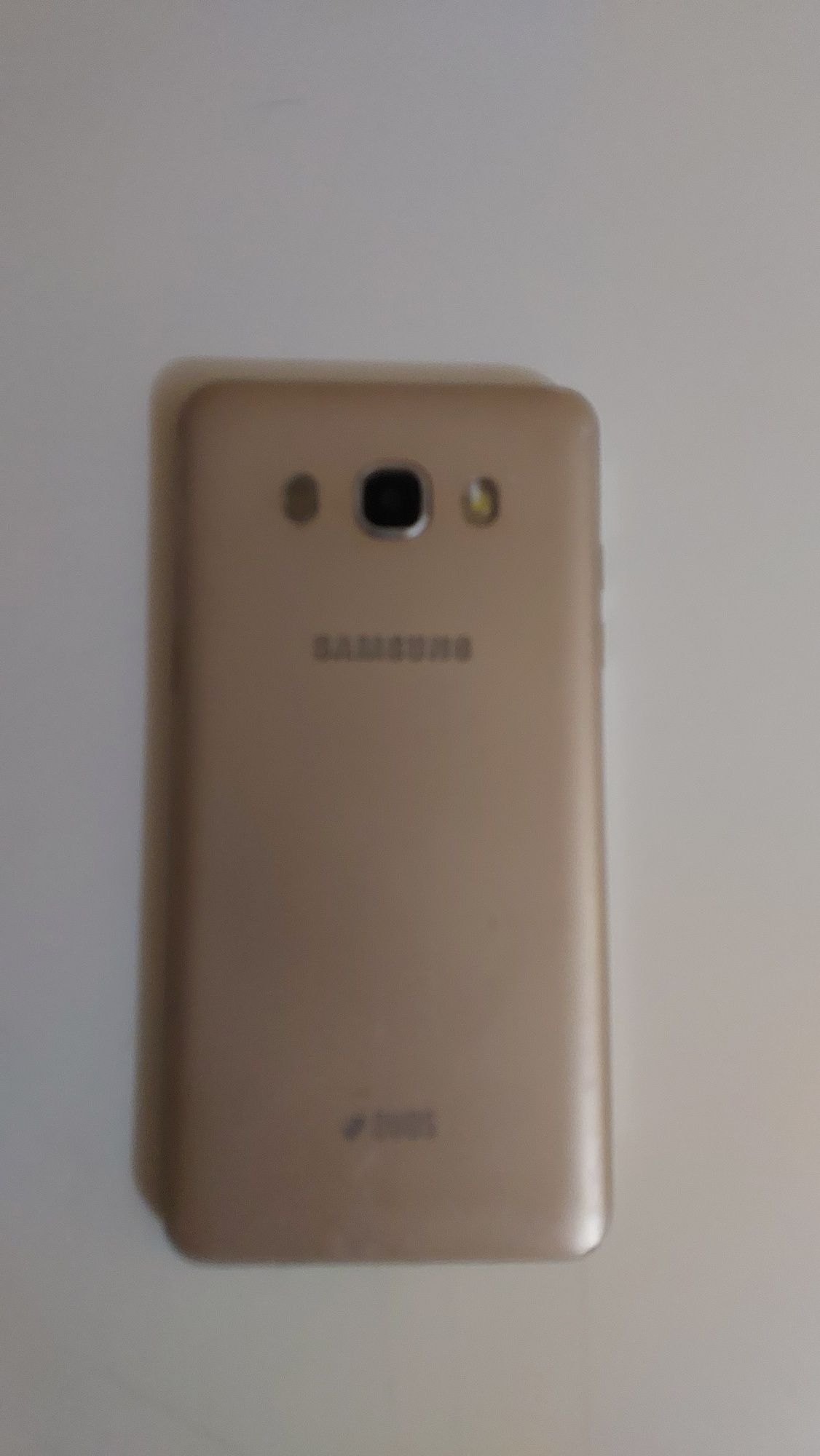 Сотовый телефон Самсунг j510