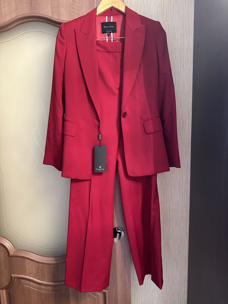Новый женский костюм Massimo Dutti с этикетками