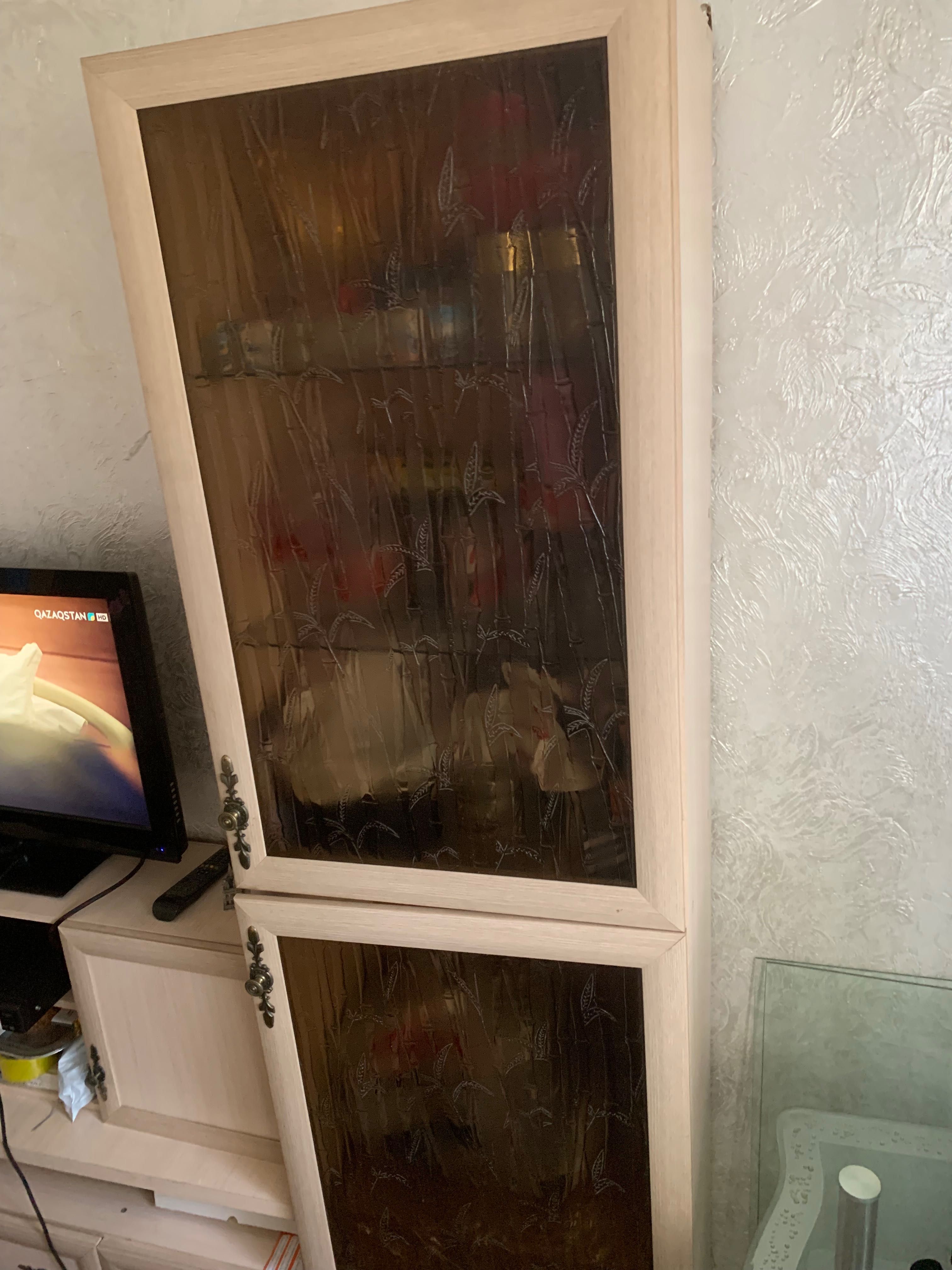 Продам стенка шкаф для гостиной