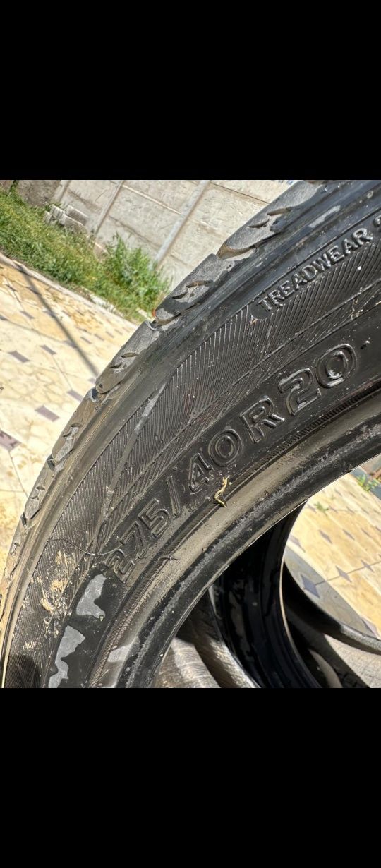 Балон шины 275/40/20