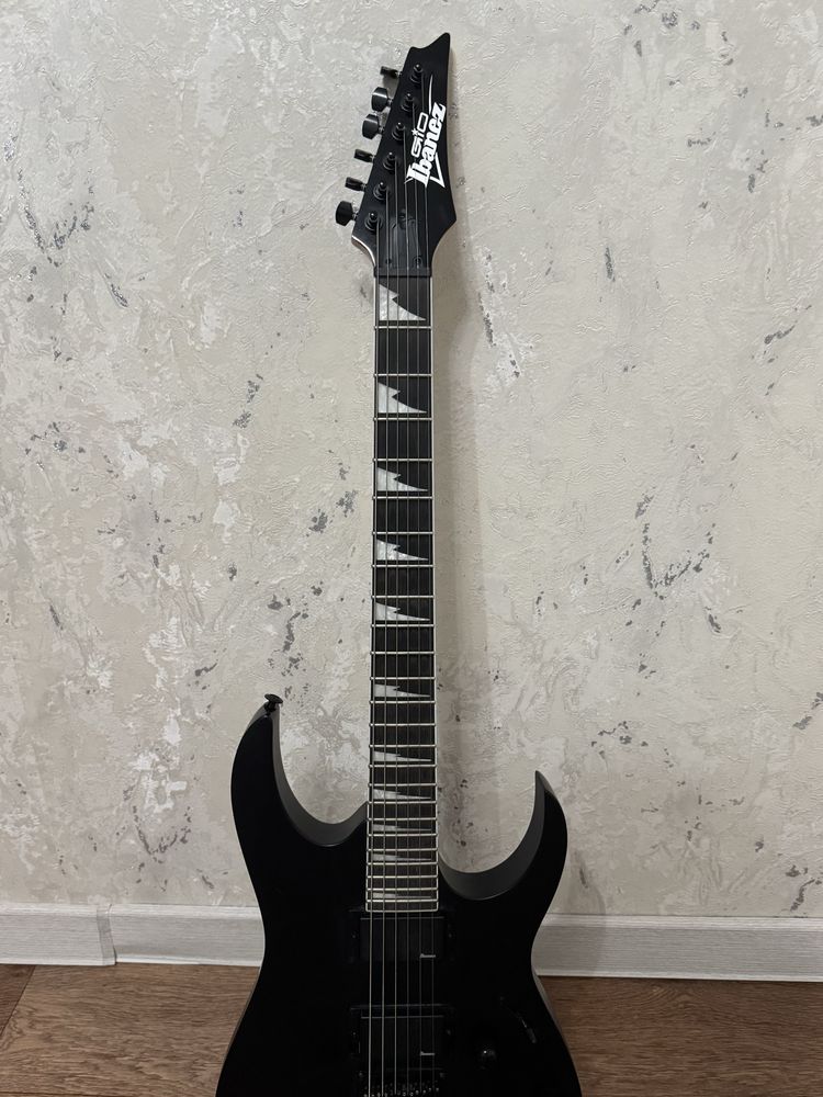 Продаю электрогитару ibanez grg121