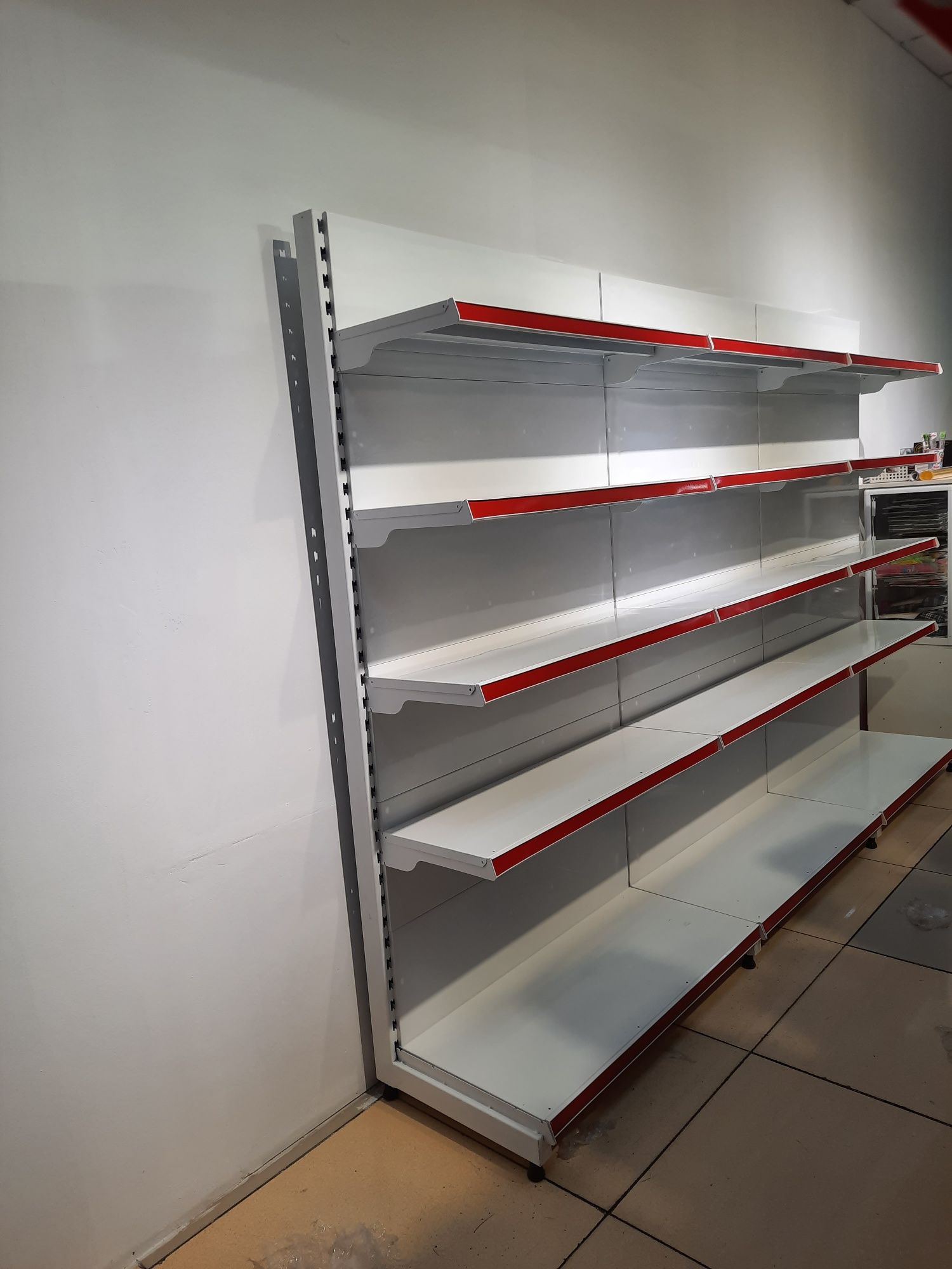 Железный стеллаж овощной полки архивный касса витрина