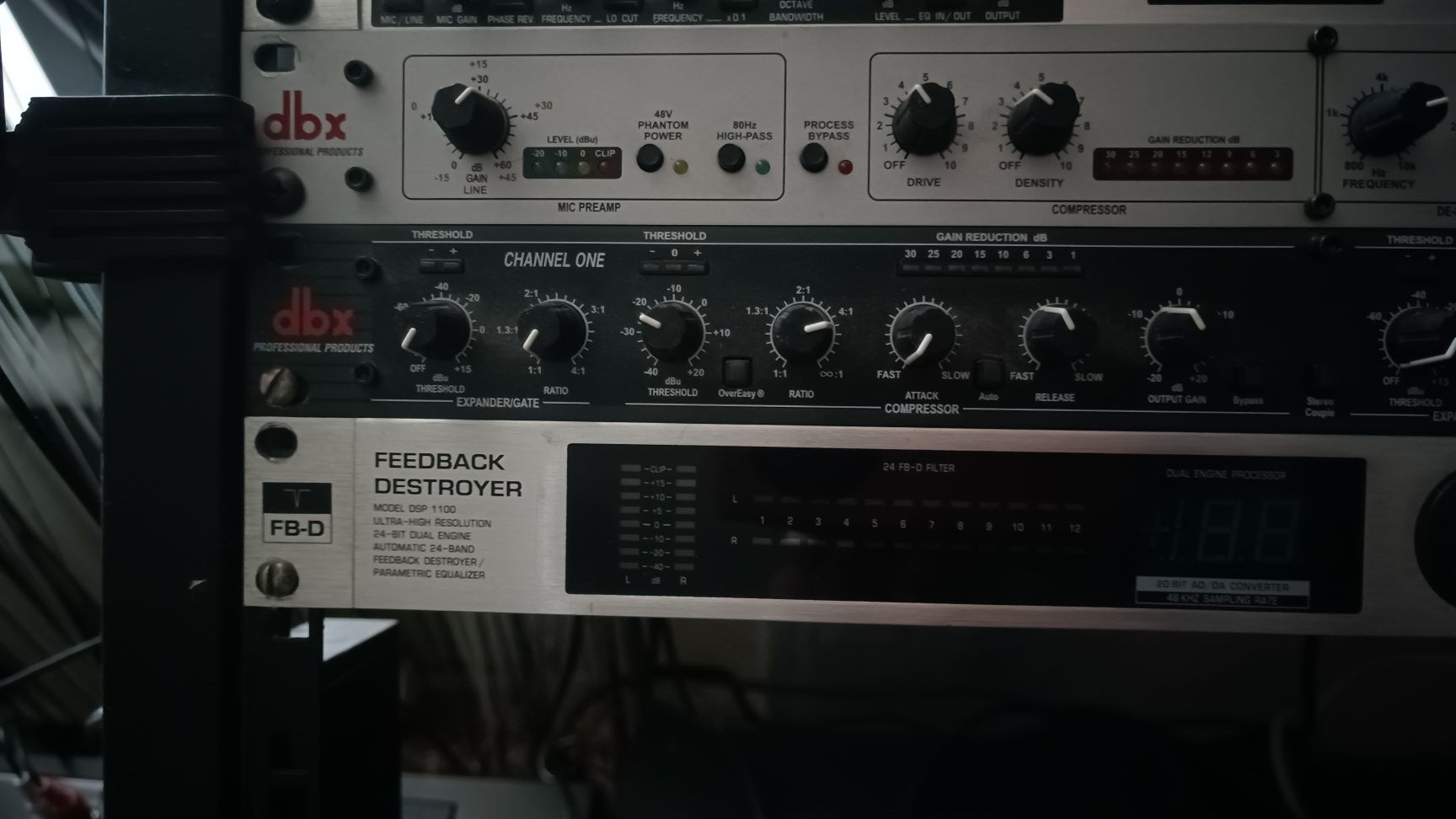 DBX 266XL компрессор гейт