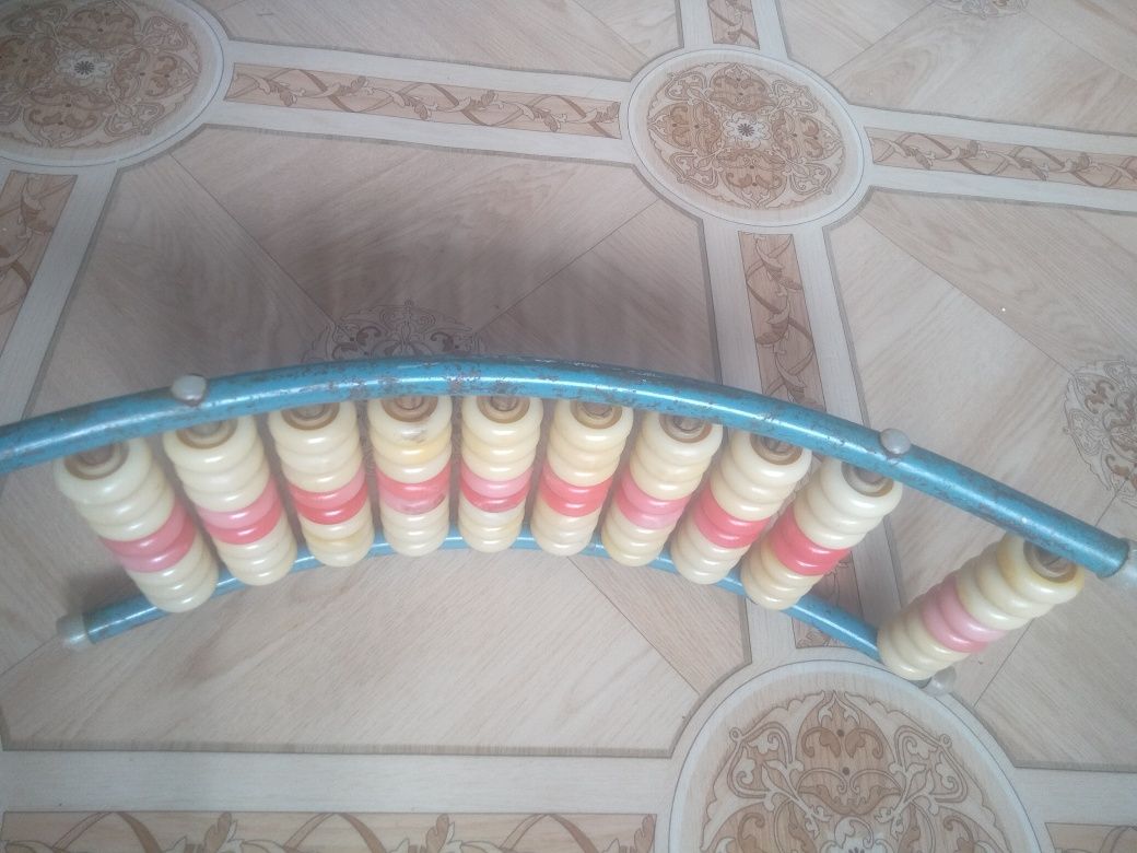 Продам массажер для ступней.