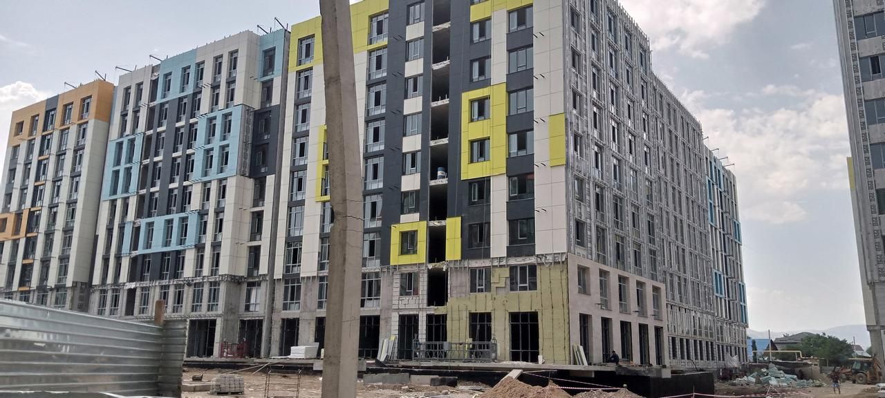 Продам ЖК Ulytay полноценную однокомнатную квартиру, можно сделать евр