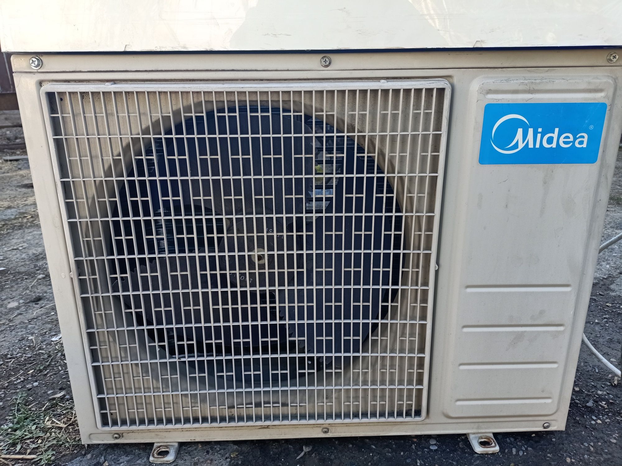 Продам кондиционер Midea