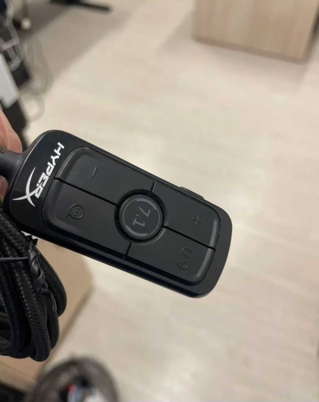 Продам наушники Hyper x cloud alpfa S