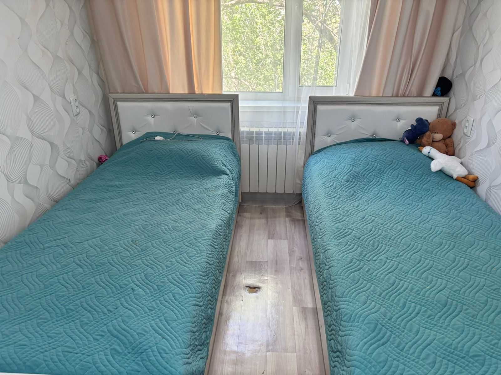 2 детский кровати 200*90
