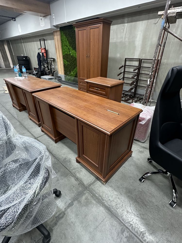 Продадим офисную мебель в хорошем состляний