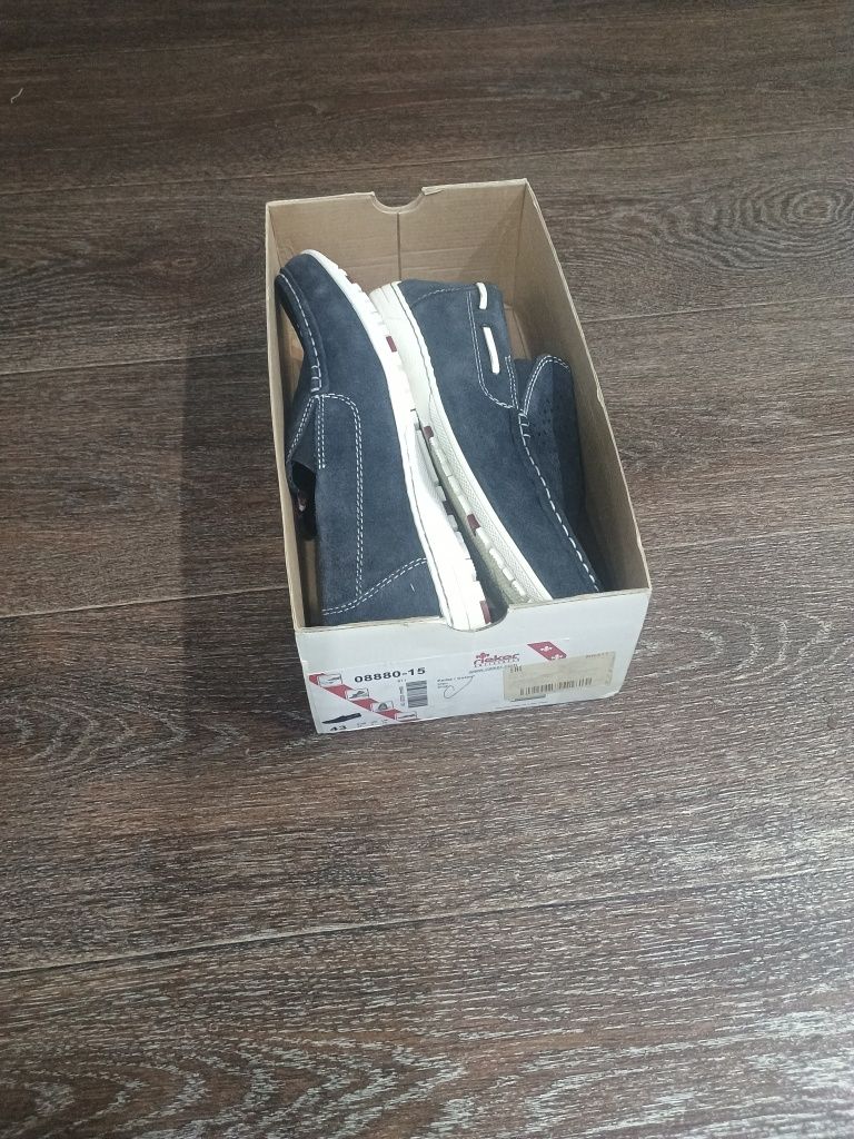 Продам новые мокасины фирмы Rieker .43 размер.