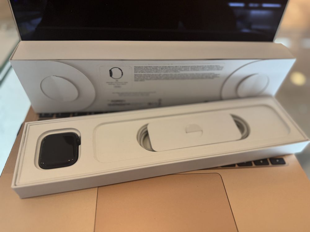 Apple Watch SE2 40mm EAC