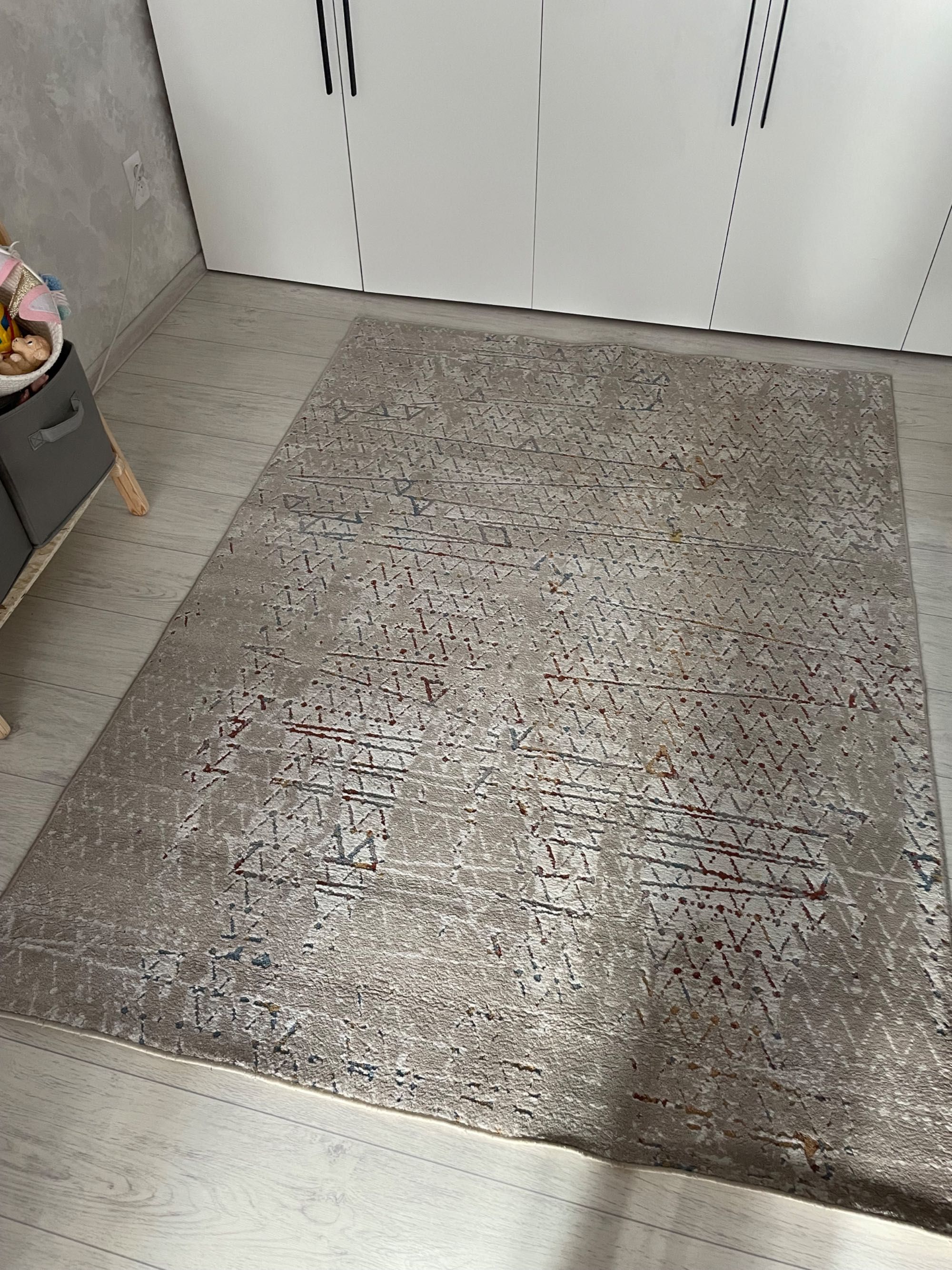Продам ковёр 200 * 150 см