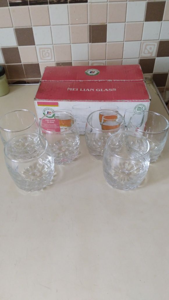 Продам рюмки б/у