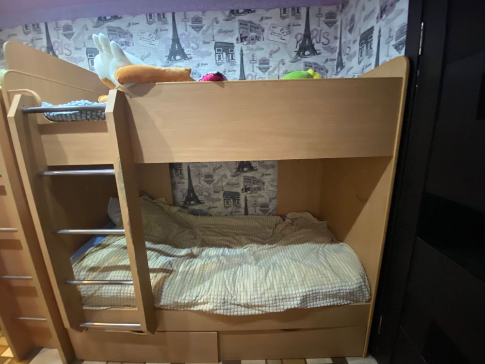 Продается двухъярусная кровать