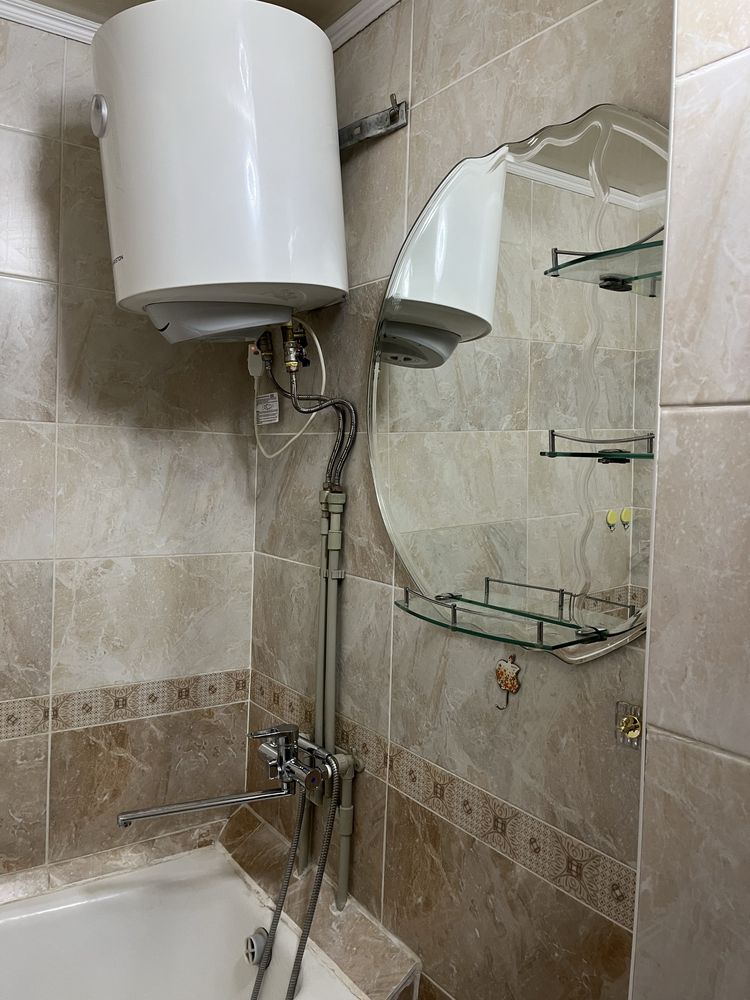 Продам 3-х комнатную квартиру в центре