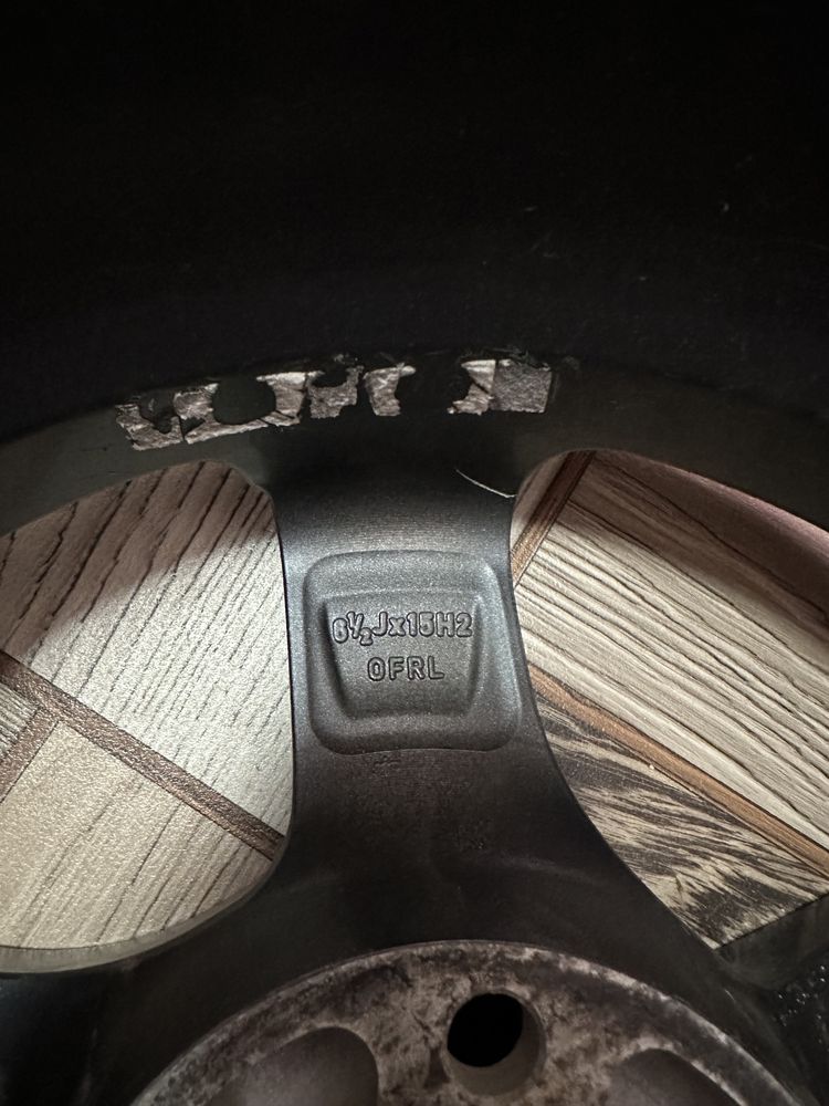 Продам диски