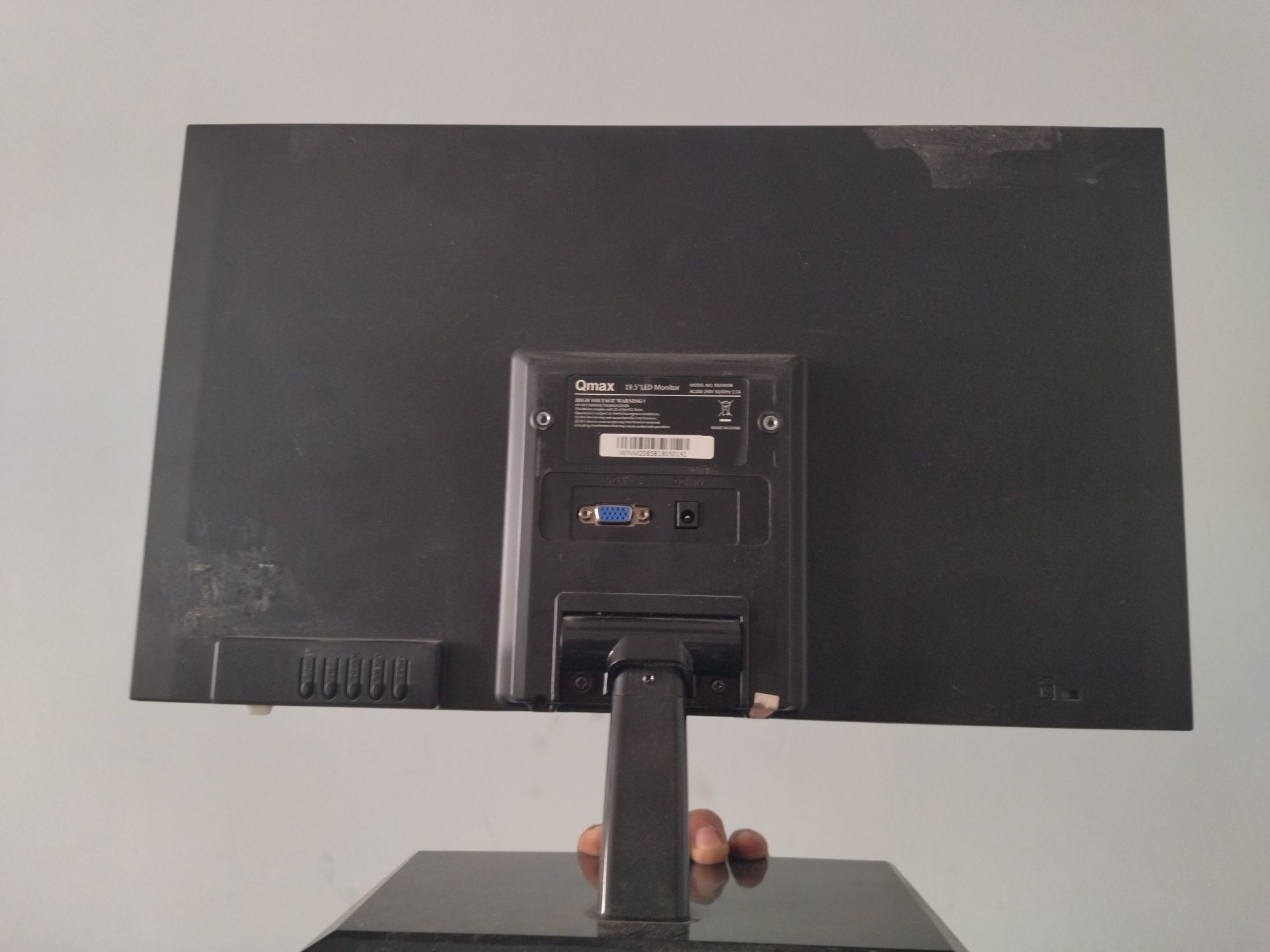 Led monitor Qmax 19.5 d