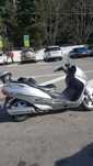 Макси-скутер Suzuki Sky Wave 400