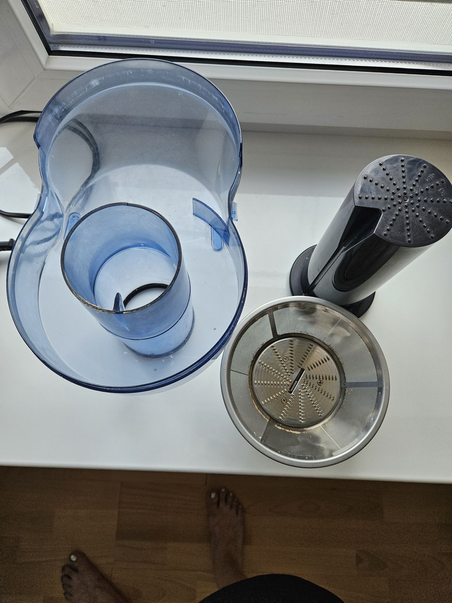 Соковыжималка Bosch MES3500 черный, серебристый