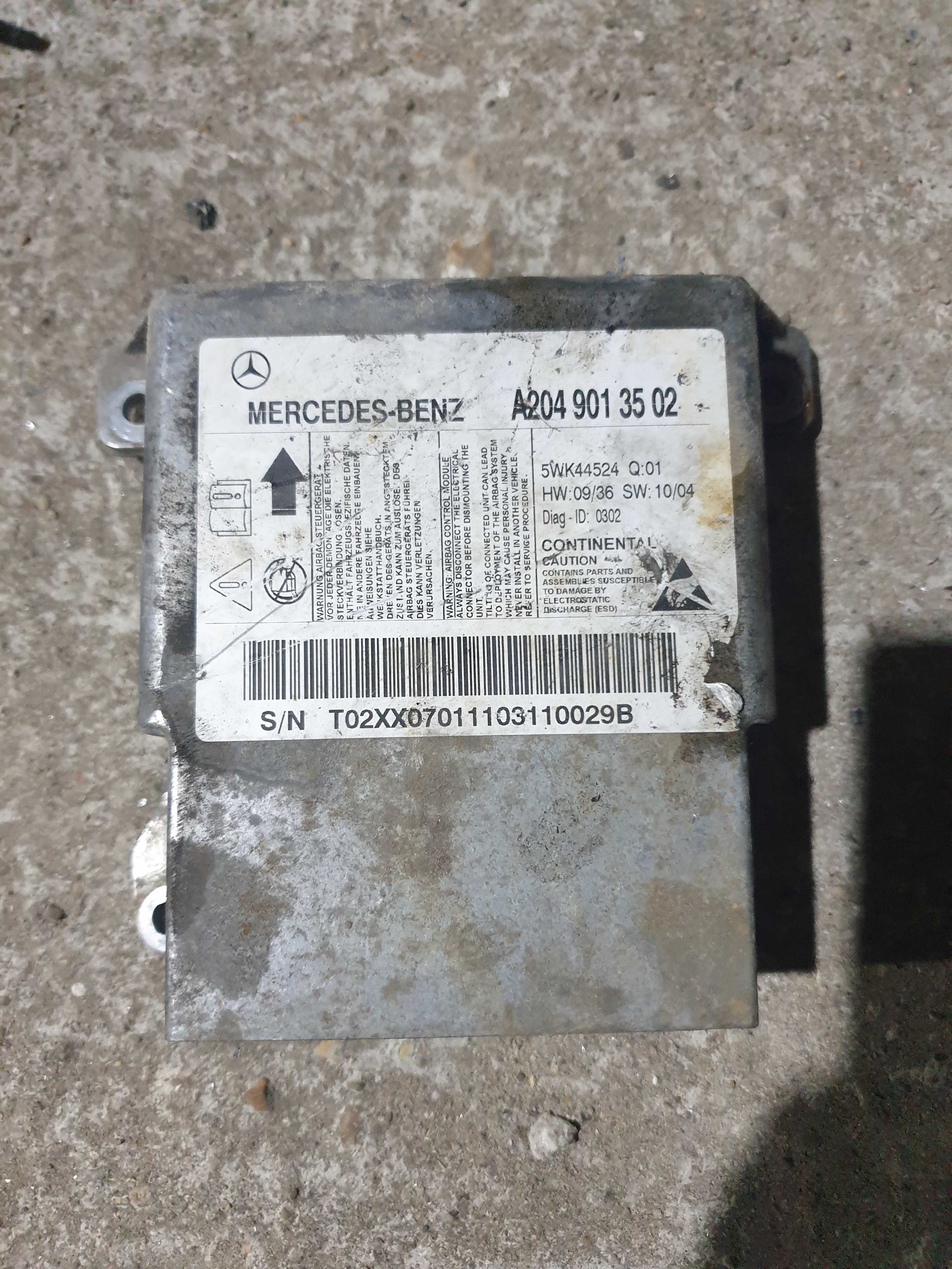 Запчасти на  климат Мерседес W204