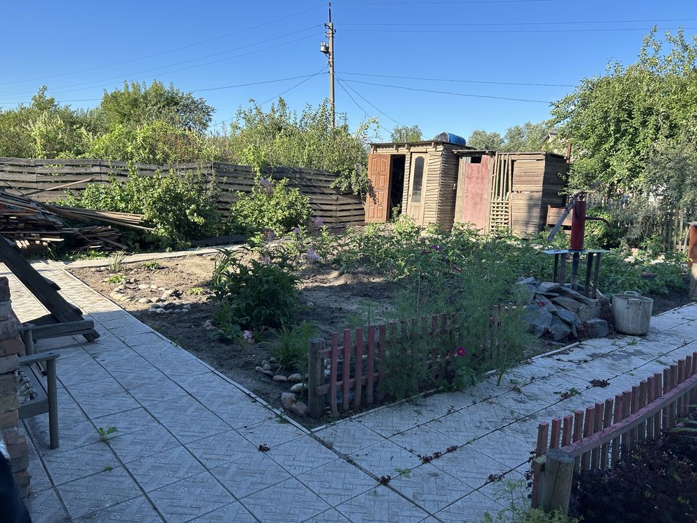 Продам дачу,возможно для круглогодичного проживания.