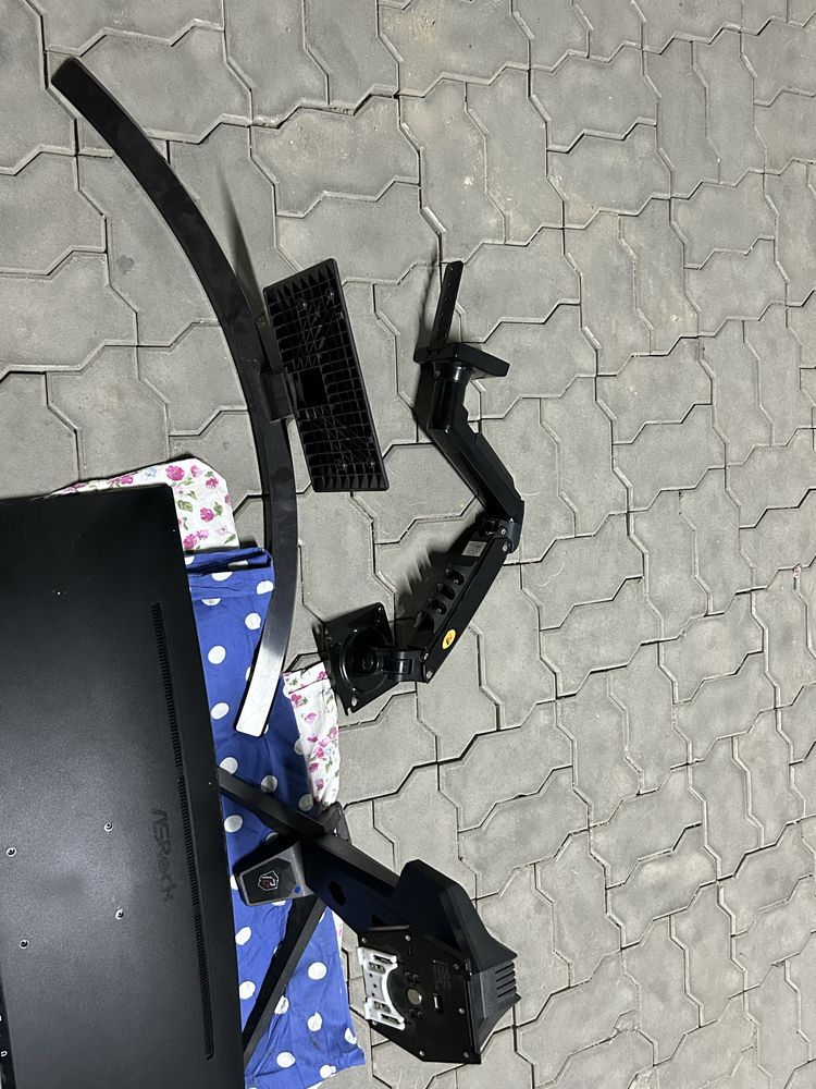Монитор ASRock Phantom