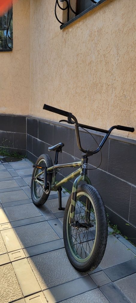 Велосипед трюковой BMX