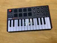 AKAI MPK MINI Миди Клавиатура Практический новый
