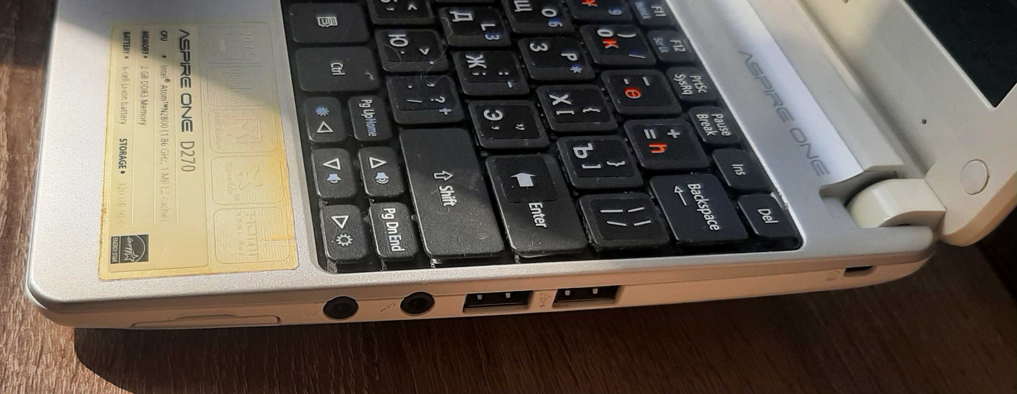 нетбук Acer One D270 + новая беспроводная мышка
