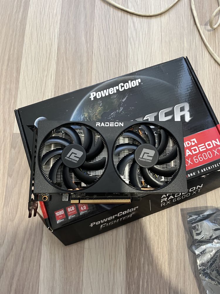 Видеокарта Rx 6600xt. Powercolor fighter.